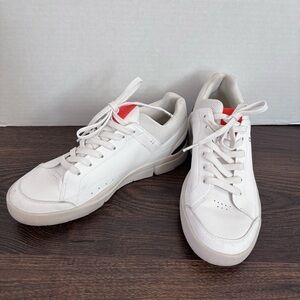 On Clouds The Roger  speedboard white leather sneakers